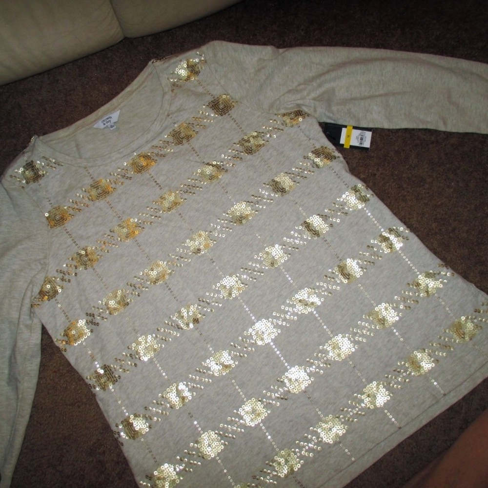NWT CROWN & IVY BEIGE SEQUINED KNIT SWEATER size M